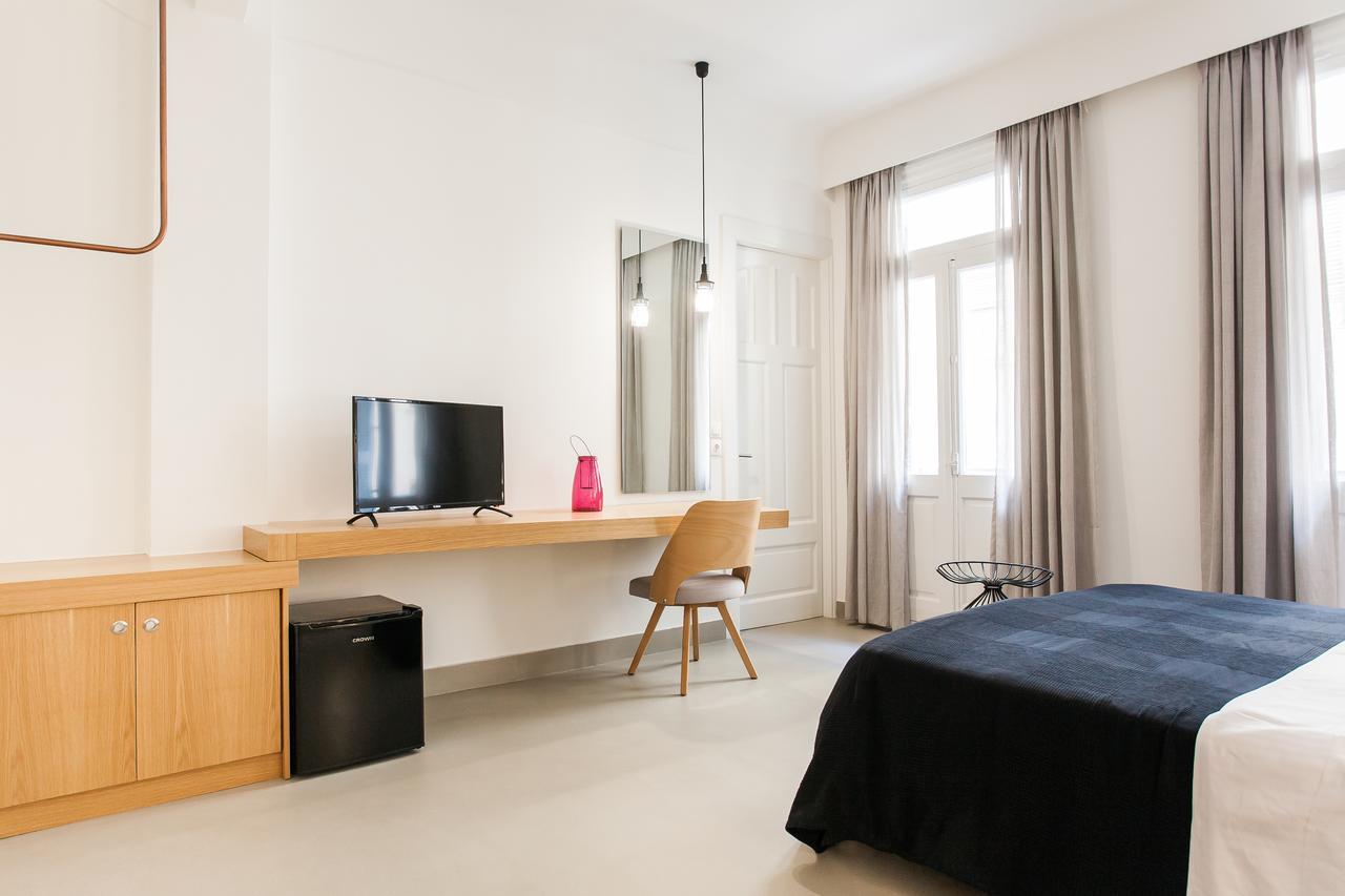 Monastiraki Suites By Livin Urbban Athens Exterior photo